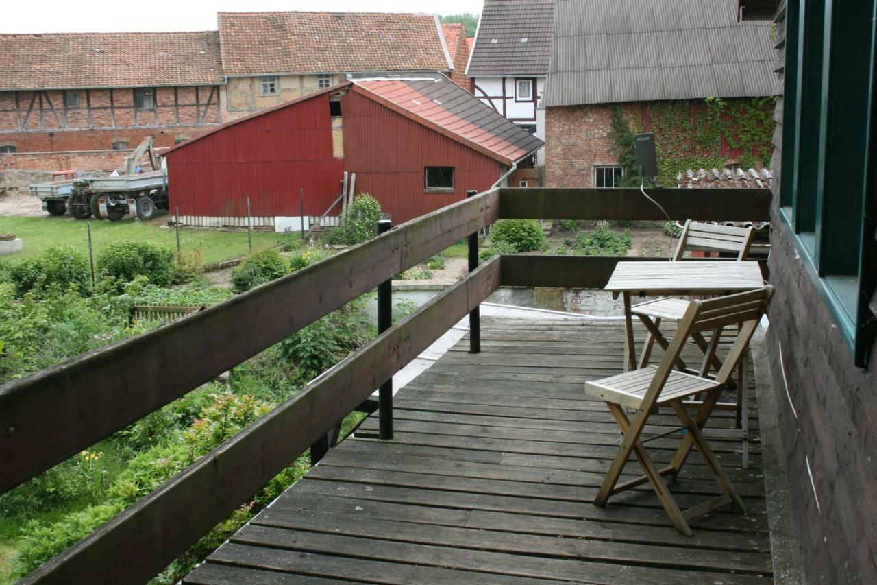 Veltheim Apartments Cafe Brennnessel מראה חיצוני תמונה